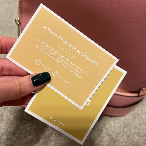 BRAND NEW MK RHEA ZIP IN ~CARNATION~ 🩷 - Picture 9 of 13